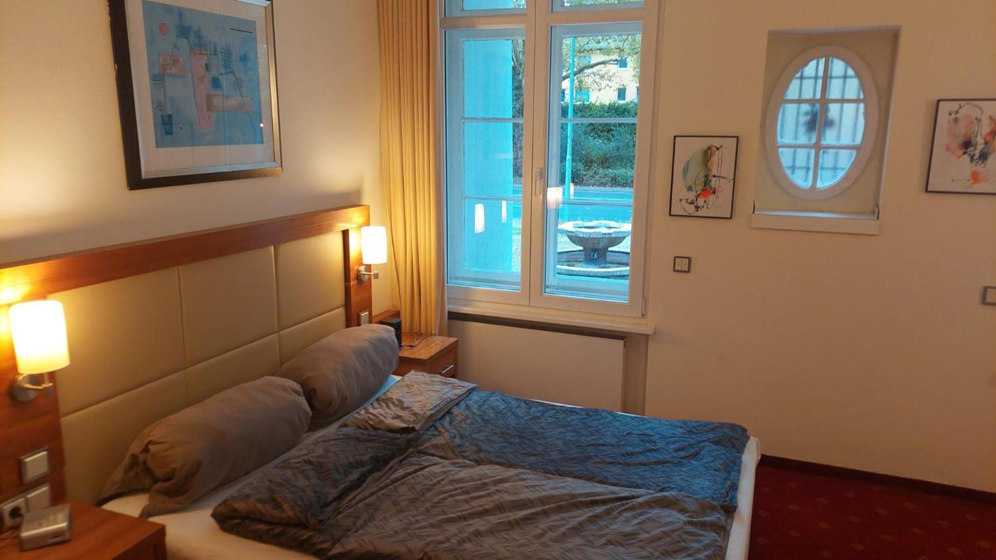 Die Villa, Zimmer 26, Dz เลเวอร์คูเซน ภายนอก รูปภาพ